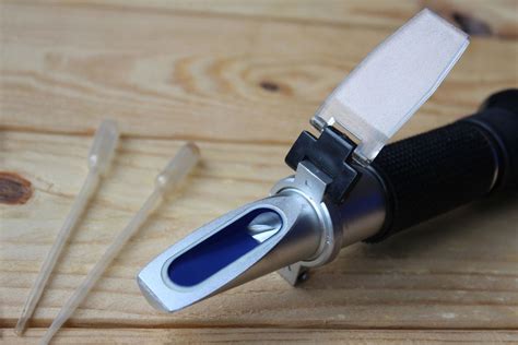 refractometer temperature adjustment|can a refractometer measure alcohol.